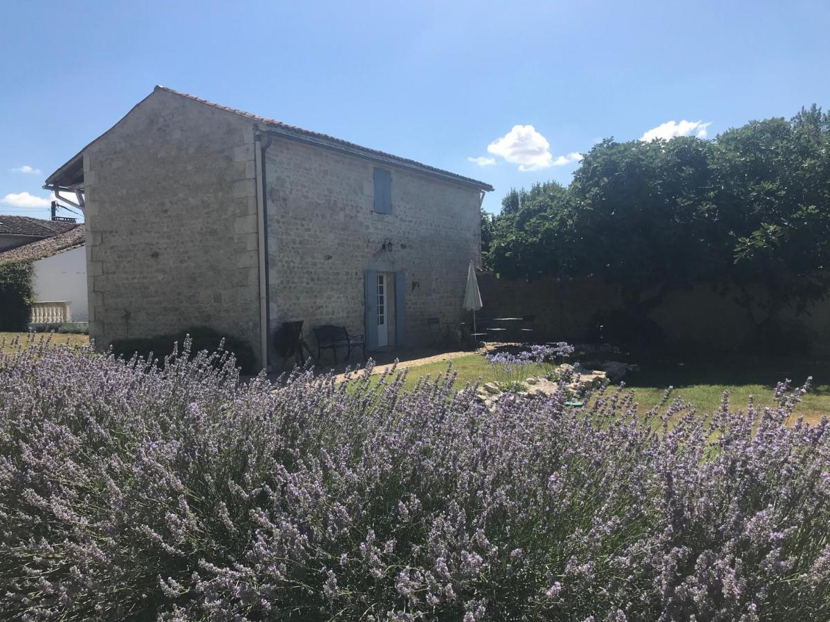 Le Four A Pain Hotell Saint-Jean-dʼAngély Eksteriør bilde